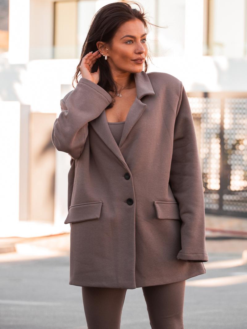 Stylizacja marynarki oversize