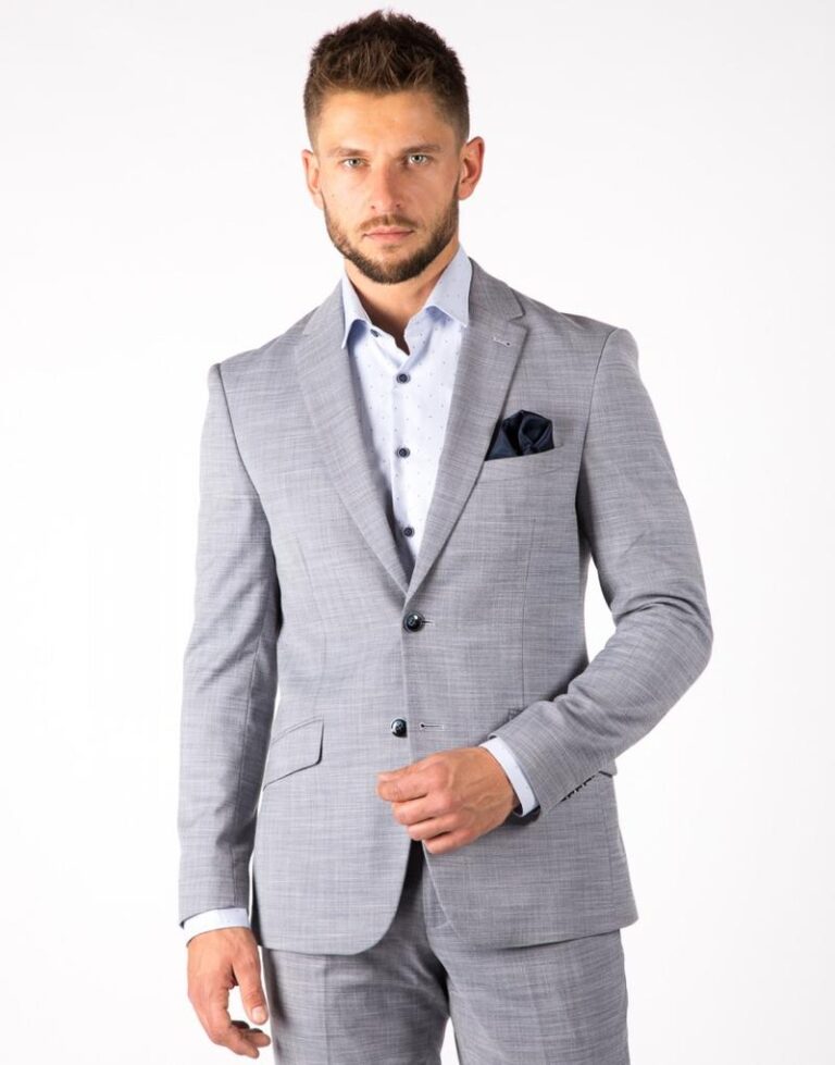 Stylowe połączenia – co pasuje do szarej marynarki?