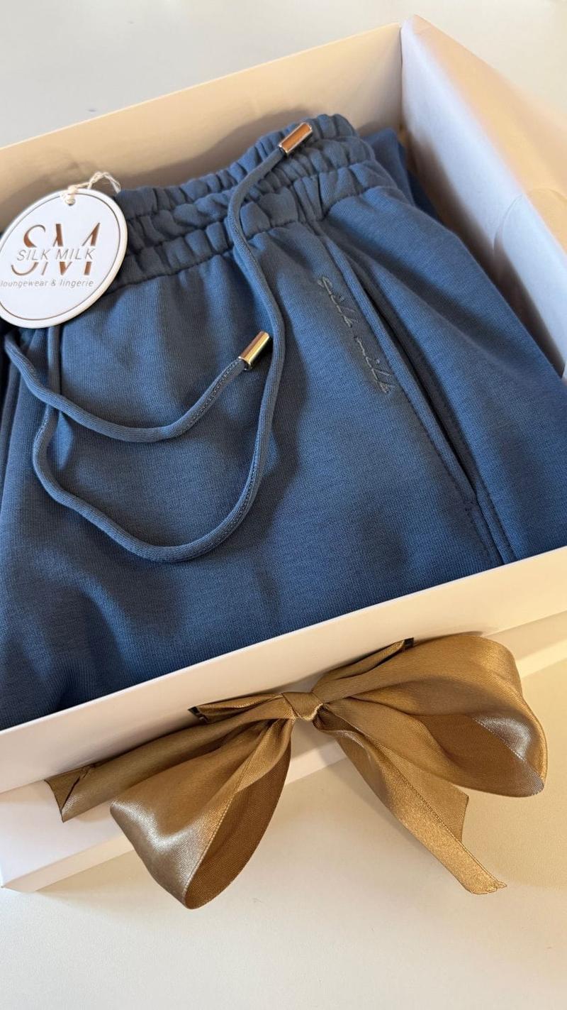 Składanie spodni bez zagnieceń