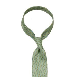 Sekrety elegancji: jak prawidłowo zawiązać krawat w kilku prostych krokach