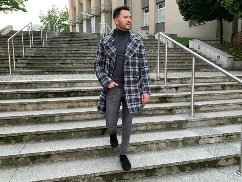 Jakie spodnie do swetra