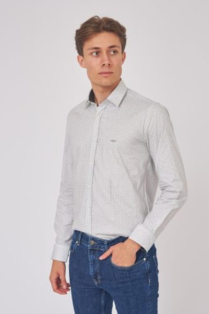 Ręczne pranie koszul