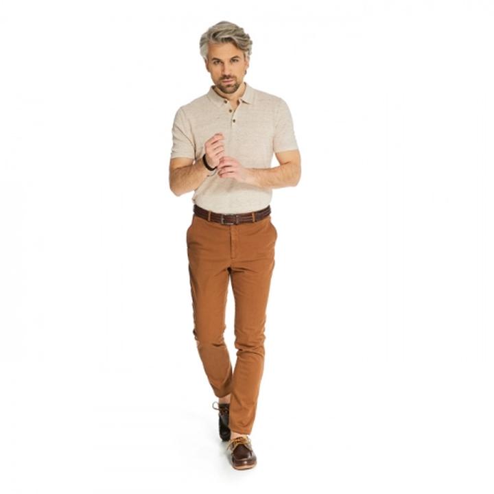 Jakie buty najlepiej pasują do brązowych spodni męskich? Oto nasze propozycje!