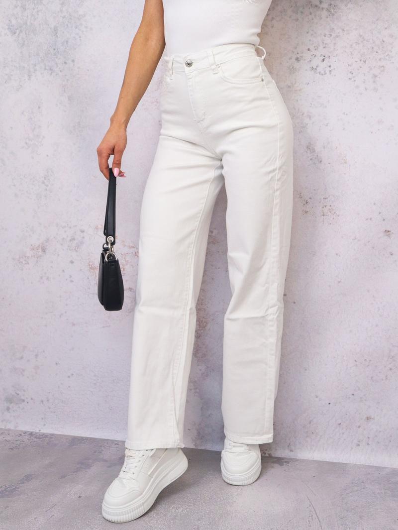 Białe spodnie moda wieczorowa