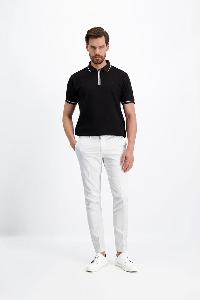 Białe spodnie stylizacje biznesowe