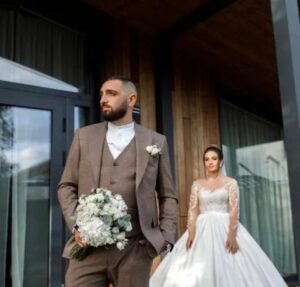 Czy na wesele garnitur jest koniecznością? Oto, co warto wiedzieć