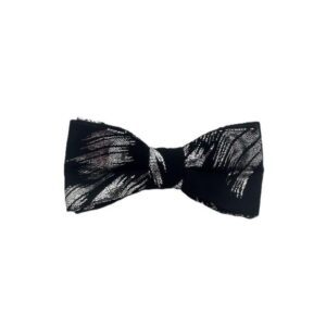 Jak samodzielnie stworzyć elegancką muszkę do garnituru?