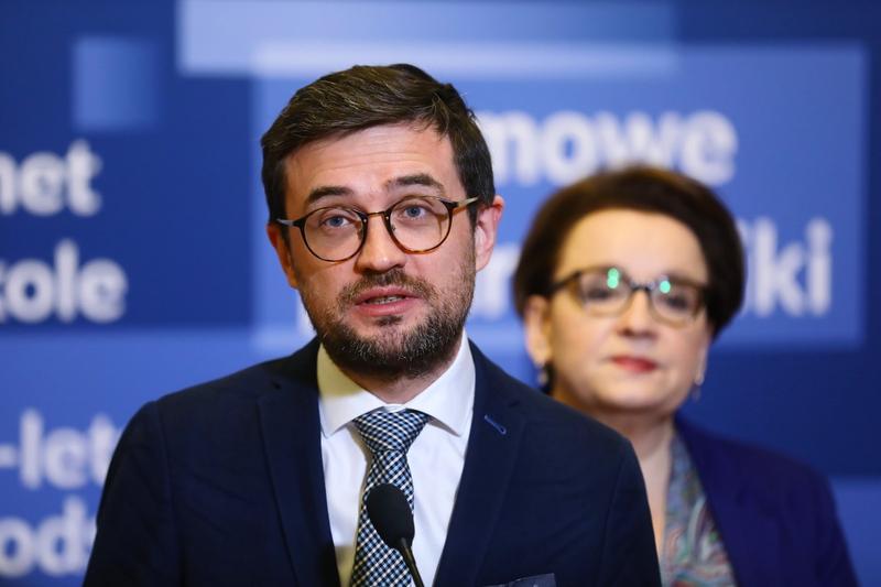 Akcesoria i narzędzia do pomiaru garnituru