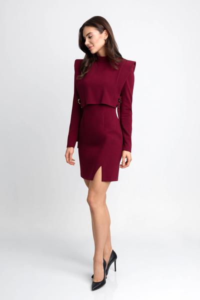 Dodatki do bordowego garnituru