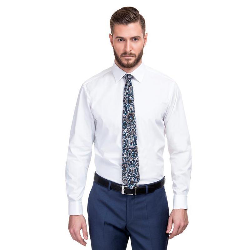 Jak idealnie dobrać krawat do koszuli – praktyczny przewodnik dla eleganckich mężczyzn