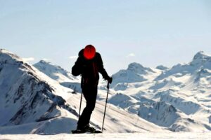 Jaką membranę wybrać do spodni narciarskich? Przewodnik dla początkujących