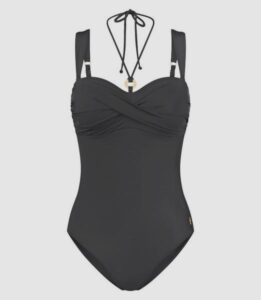 Odkryj idealny strój kąpielowy do figury, który podkreśli Twoje atuty